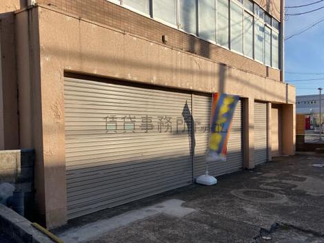正面玄関