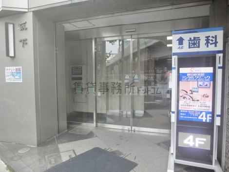 正面玄関