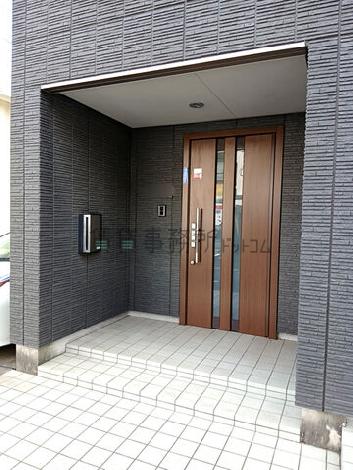 正面玄関