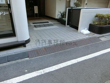 正面玄関