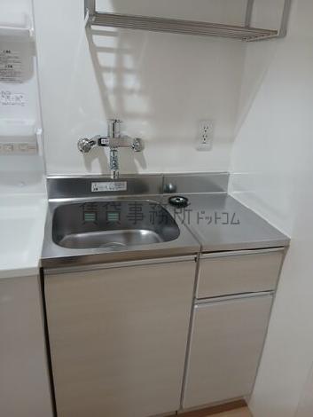シティハウスノヴァの給湯室