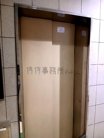 STビルの給湯室