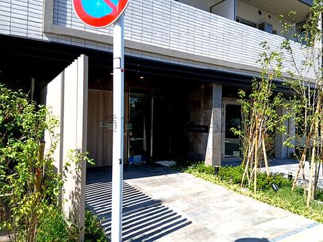 正面玄関