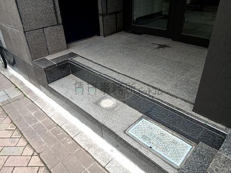 正面玄関
