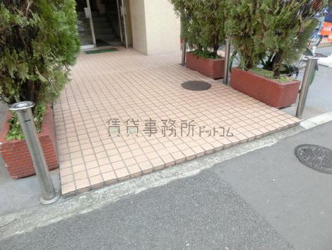 正面玄関