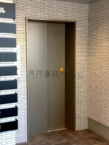エレベーター