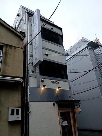 SNビルの外観写真