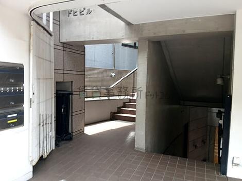 正面玄関