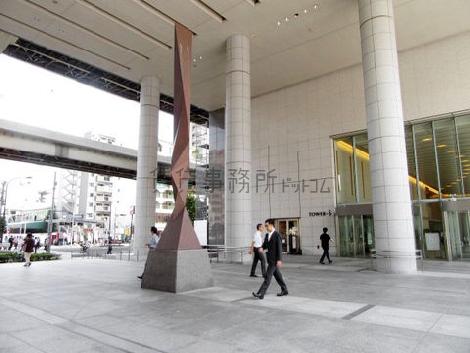 正面玄関
