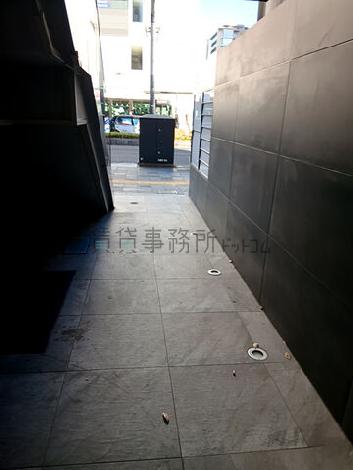 正面玄関