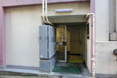 正面玄関