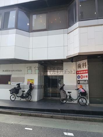 正面玄関