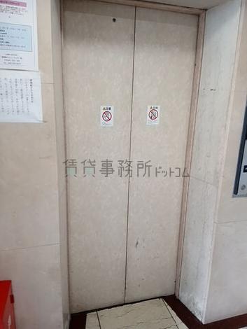 エレベーター