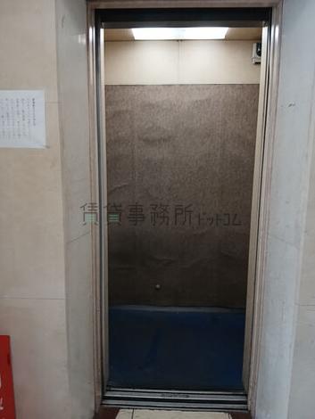 エレベーター