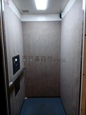エレベーター