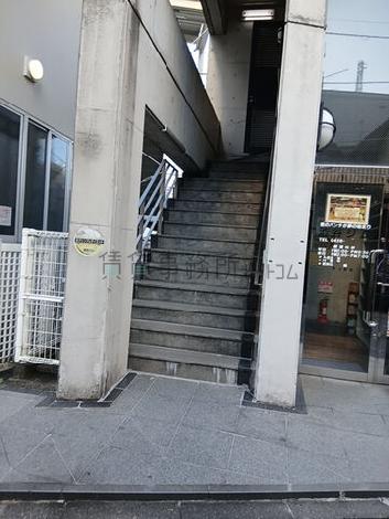 正面玄関
