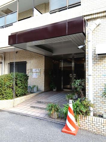 正面玄関