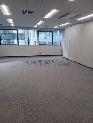 東武太朋ビルの室内