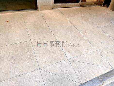 正面玄関