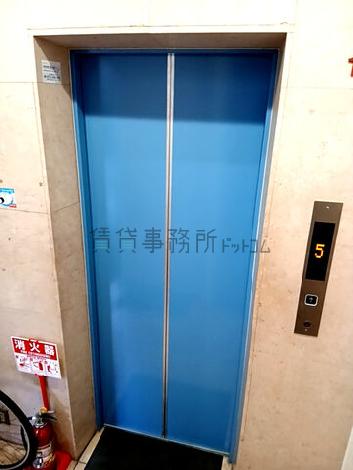 エレベーター