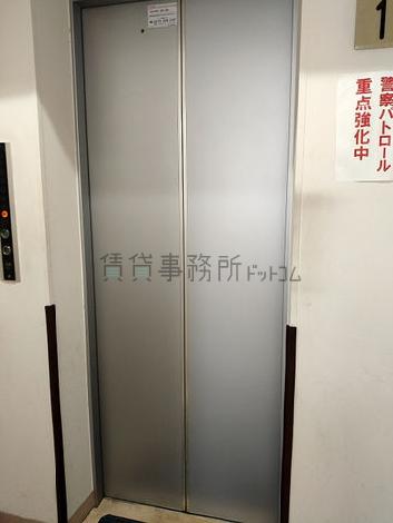 エレベーター