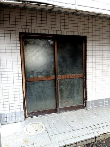正面玄関