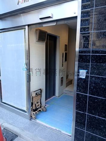 正面玄関
