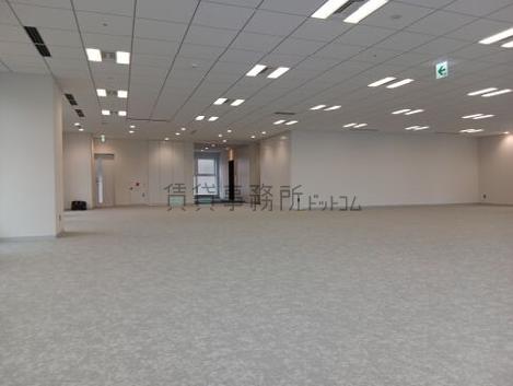 CIRCLES+新橋の室内