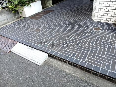 正面玄関