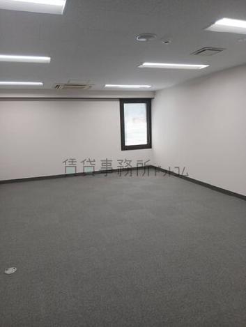 エバーズ第8関内ビルの室内