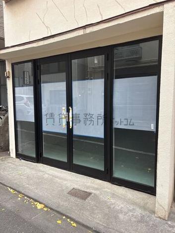 正面玄関