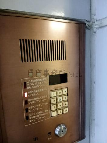 インターホン