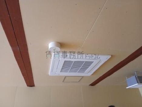 八王子アバックビルの室内