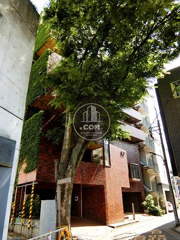 アルト第二ビルの外観写真