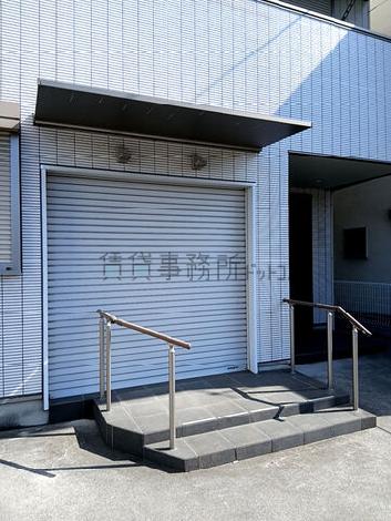 正面玄関