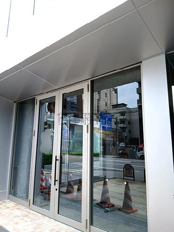 正面玄関