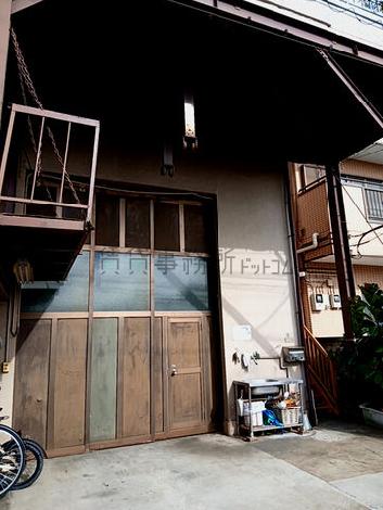 正面玄関
