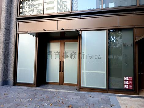 正面玄関