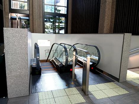 エスカレーター