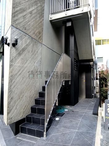 正面玄関
