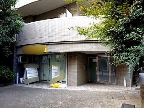 正面玄関