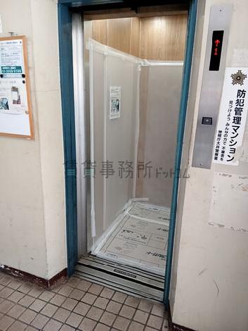 エレベーター