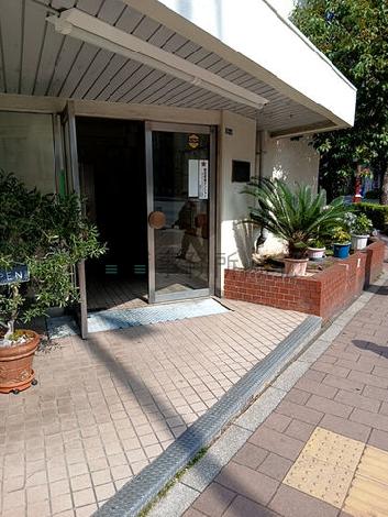 正面玄関