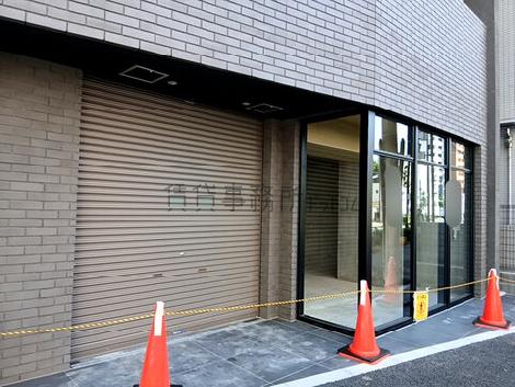 正面玄関