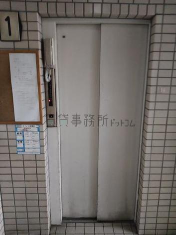 エレベーター