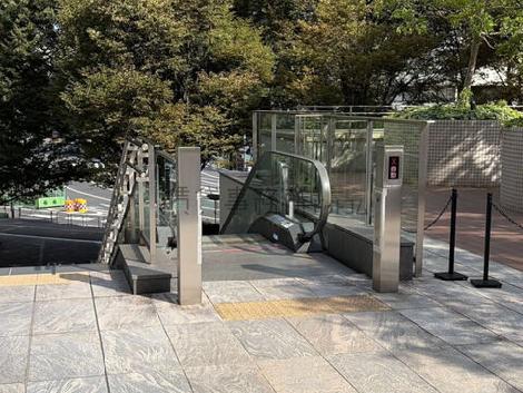 エスカレーター