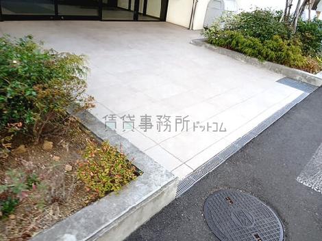 正面玄関