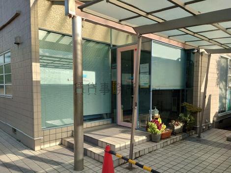 正面玄関