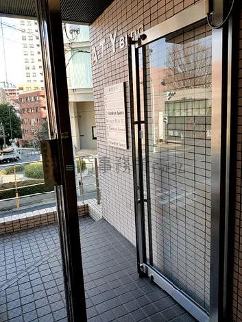 正面玄関