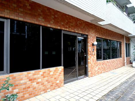 正面玄関